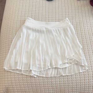 Elegant White Pleated Tennis Skirt S/M